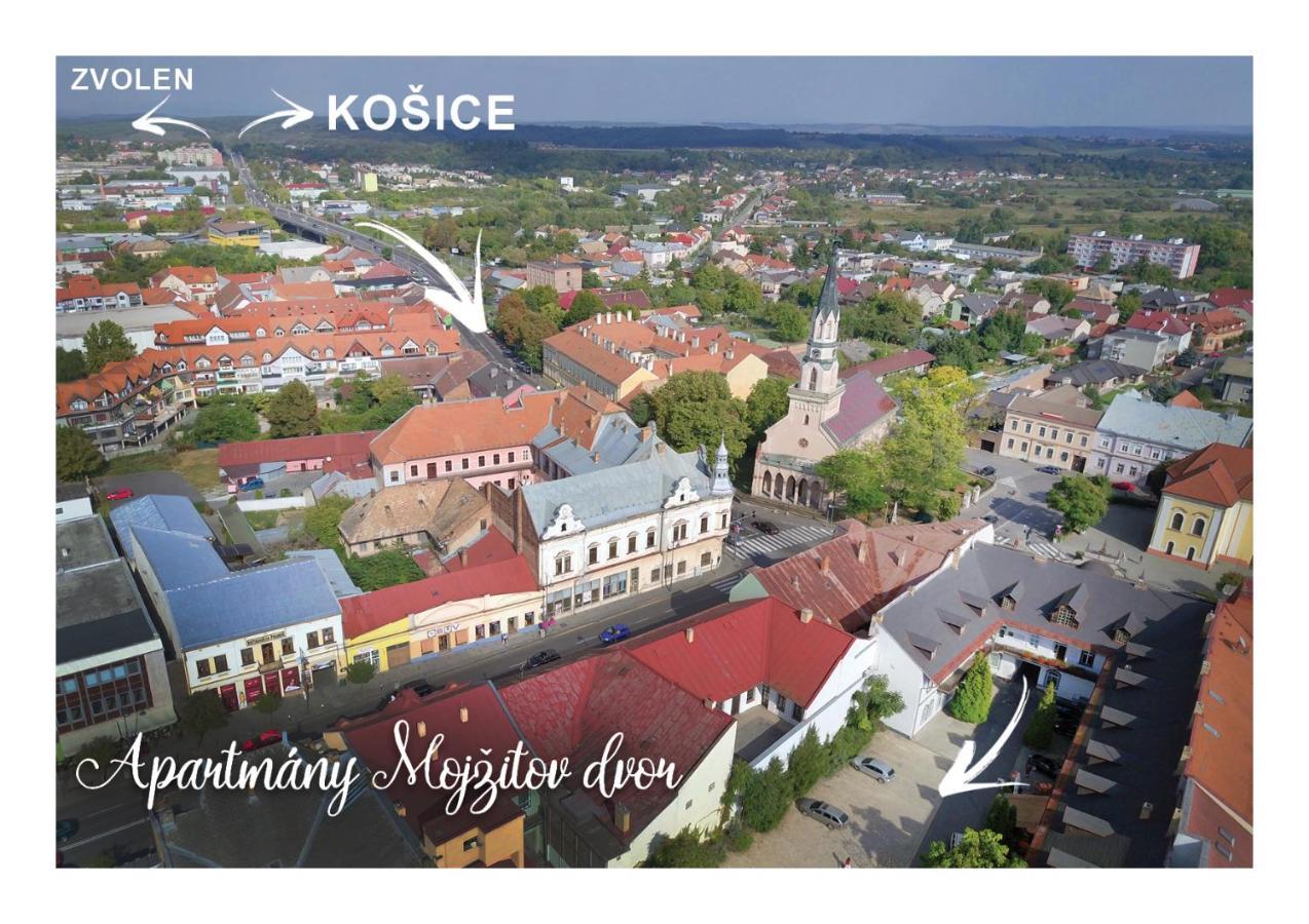 Apartmany Mojzitov Dvor Lučenec المظهر الخارجي الصورة